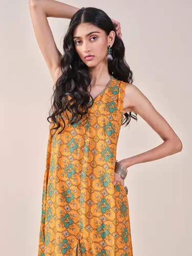 Global Desi Printed Kurti, piece